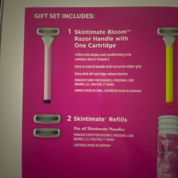 Skintimate Shaving Kit - Picture 8 of 12